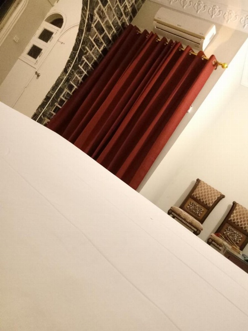 Motel525 Near Agha khan & liaqat National Hospital image 14
