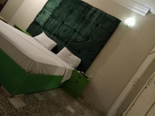 Motel525 Near Agha khan & liaqat National Hospital image 22