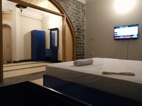 Motel525 Near Agha khan & liaqat National Hospital image 38