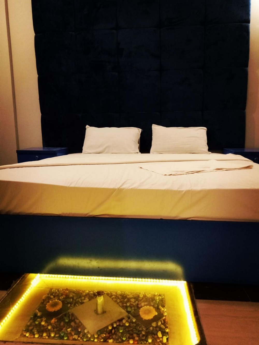 Motel525 Near Agha khan & liaqat National Hospital